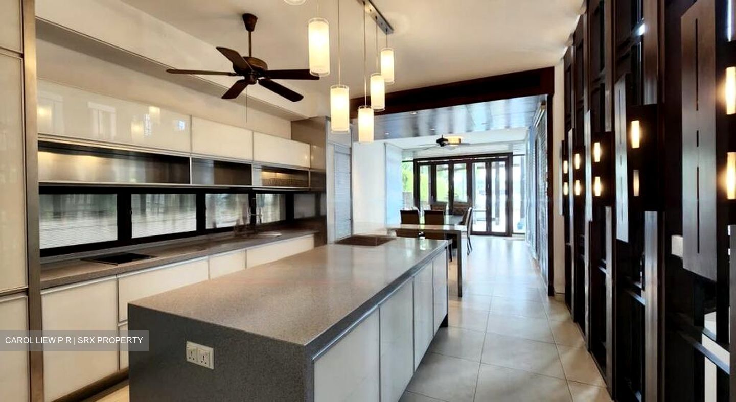 Ocean Drive (D4), Detached #423248031